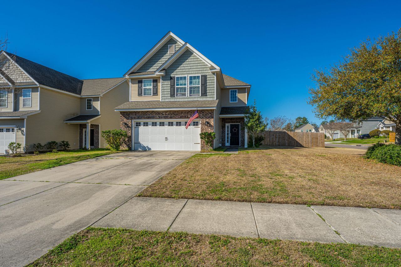 3033 Adventure Way Photo 3