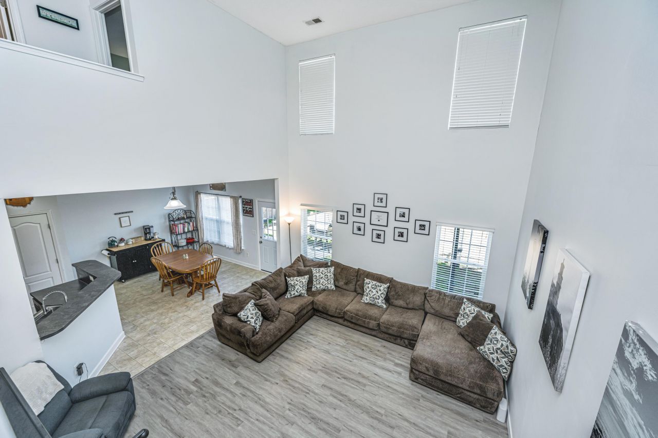 3033 Adventure Way Photo 6