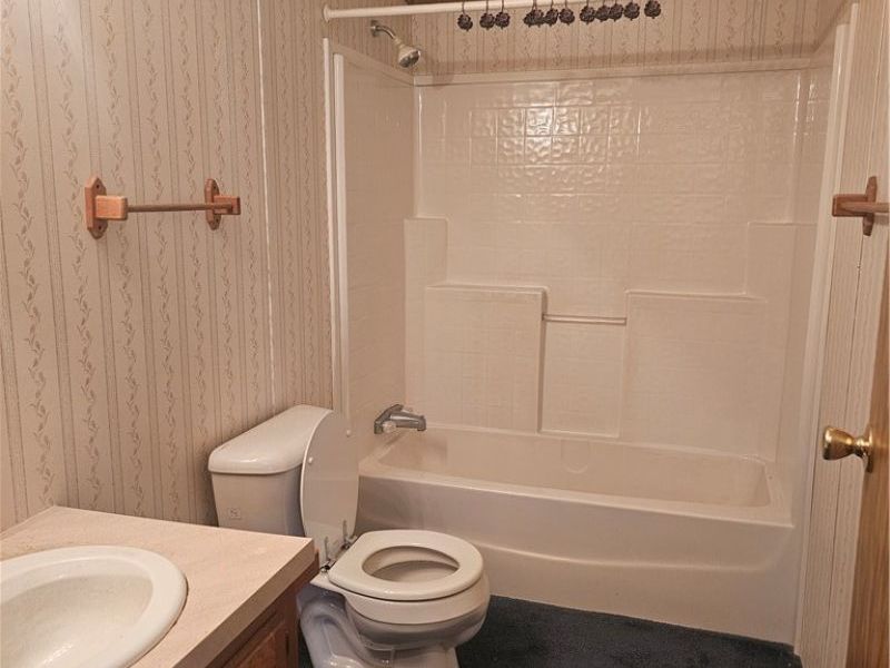 701 E Mcconnel Avenue, McConnelsville, OH 43756 Photo 21