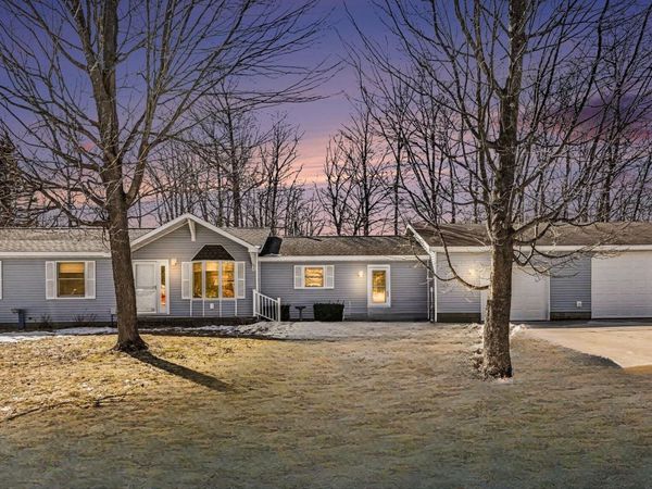 102 Peninsula Dr Drive, Prudenville, MI 48651