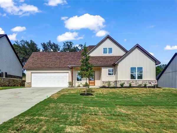 1604 Franklin Street, Weatherford, TX 76086