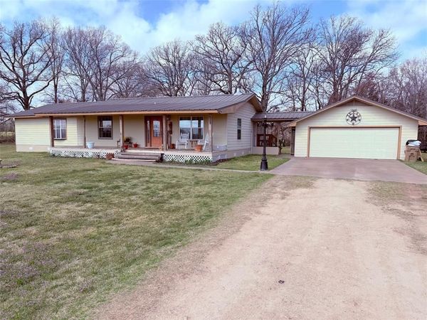 1445 County Road 4450 , Winnsboro, TX 75494