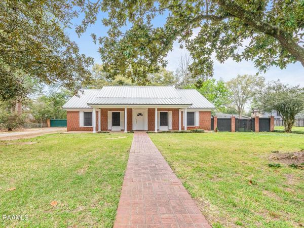 418 Marguerite Boulevard , Lafayette, LA 70503