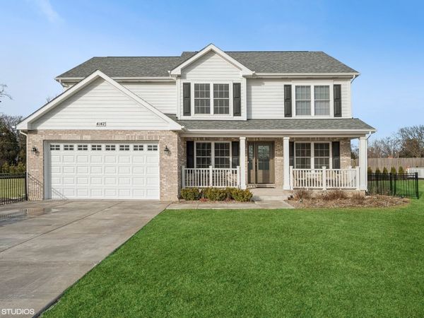 4142 Hampton Court , Glenview, IL 60026