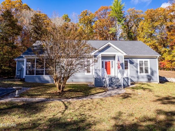 216 Peninsula Rd, Harriman, TN 37748