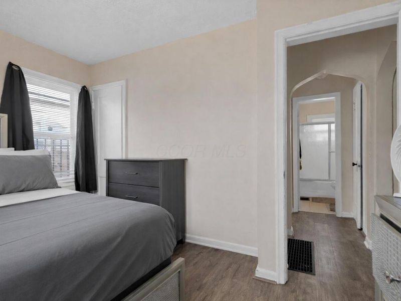 2422 Joyce Avenue, Columbus, OH 43211 Photo 10