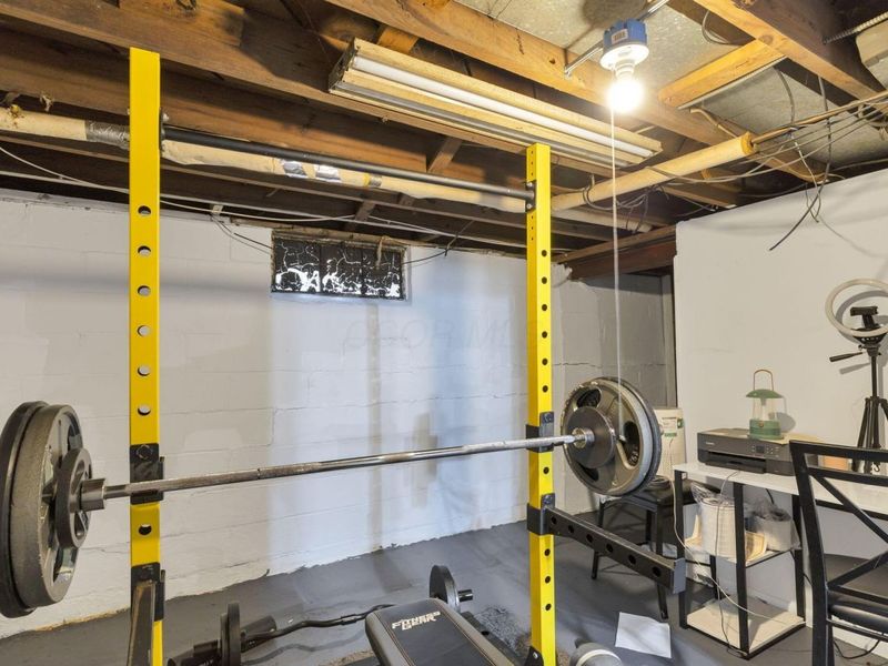 2422 Joyce Avenue, Columbus, OH 43211 Photo 14