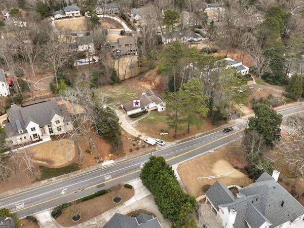 905 Heards Ferry Road, Sandy Springs, GA 30328