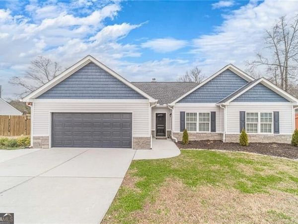 1587 Pointe South Circle, Bethlehem, GA 30620