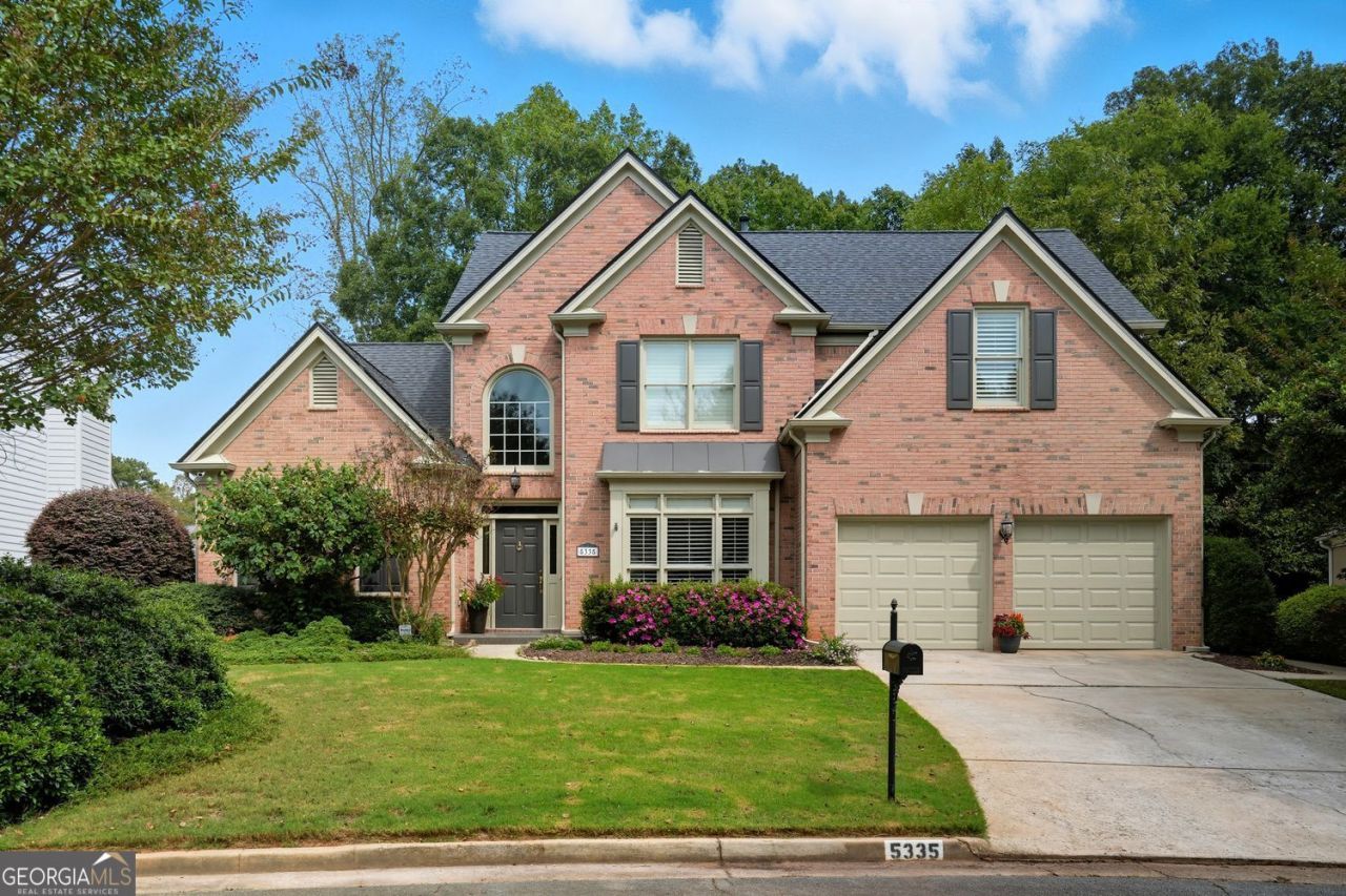 5335 Briarleigh Close, Dunwoody, GA 30338 Main Photo