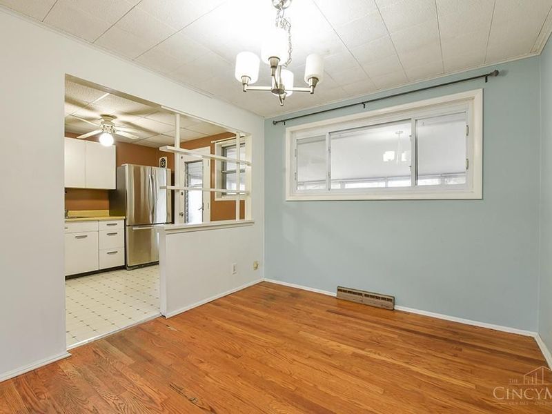 16 Japonica Drive, Greenhills, OH 45218 Photo 9