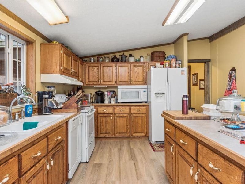 9614 US Rt 52, Huntington Twp, OH 45144 Photo 17