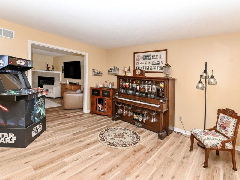 1470 Stableview Circle, Hamilton Twp, OH 45039 Photo 10