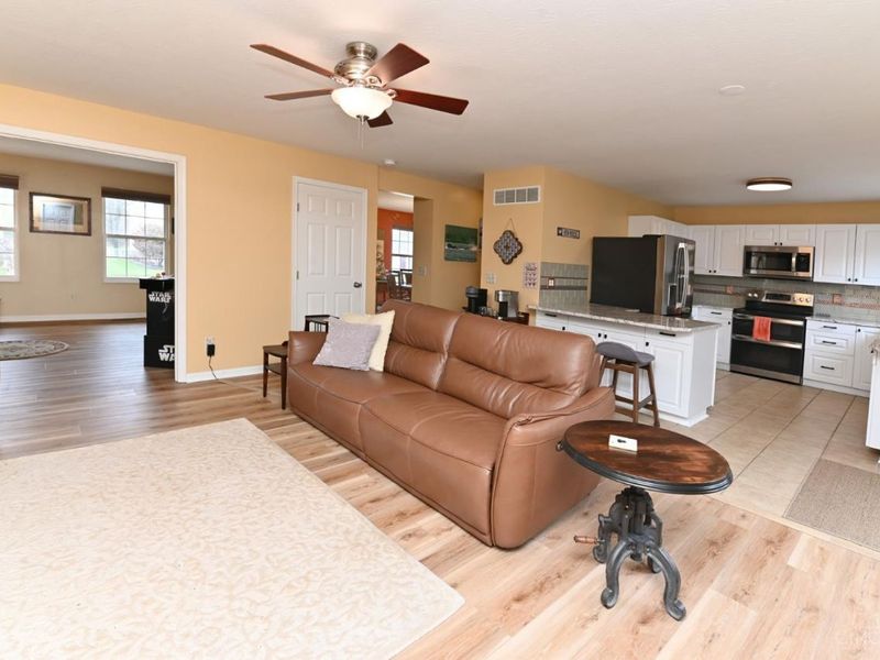 1470 Stableview Circle, Hamilton Twp, OH 45039 Photo 16