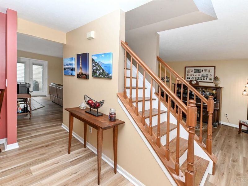 1470 Stableview Circle, Hamilton Twp, OH 45039 Photo 9