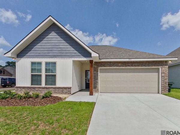 206 Teddy Ln, Lafayette, LA 70507