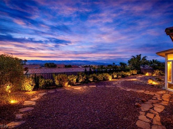 2075 Mountain City Street , Henderson, NV 89052