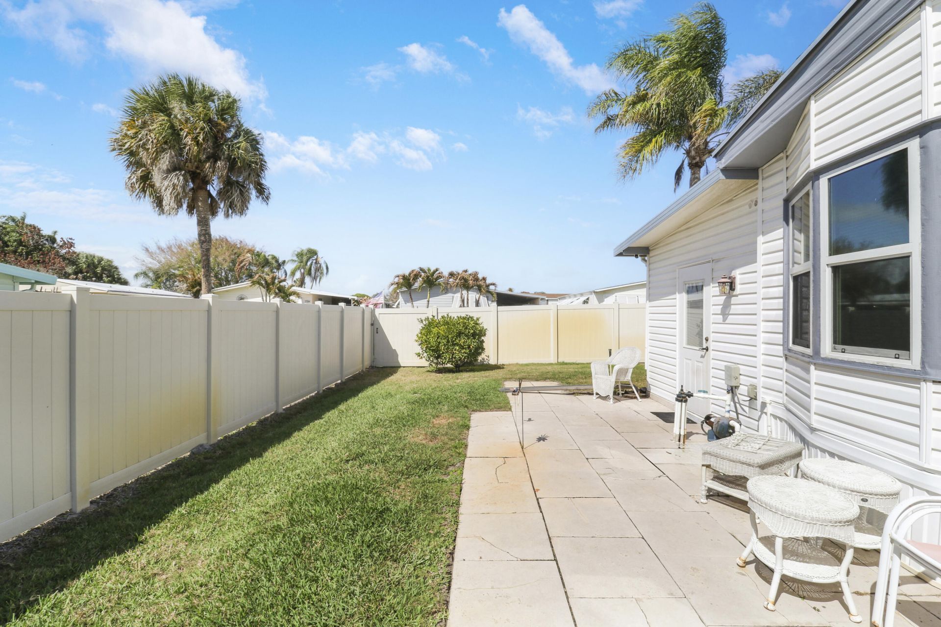 7750 SE Shenandoah Drive, Hobe Sound, FL 33455 Photo