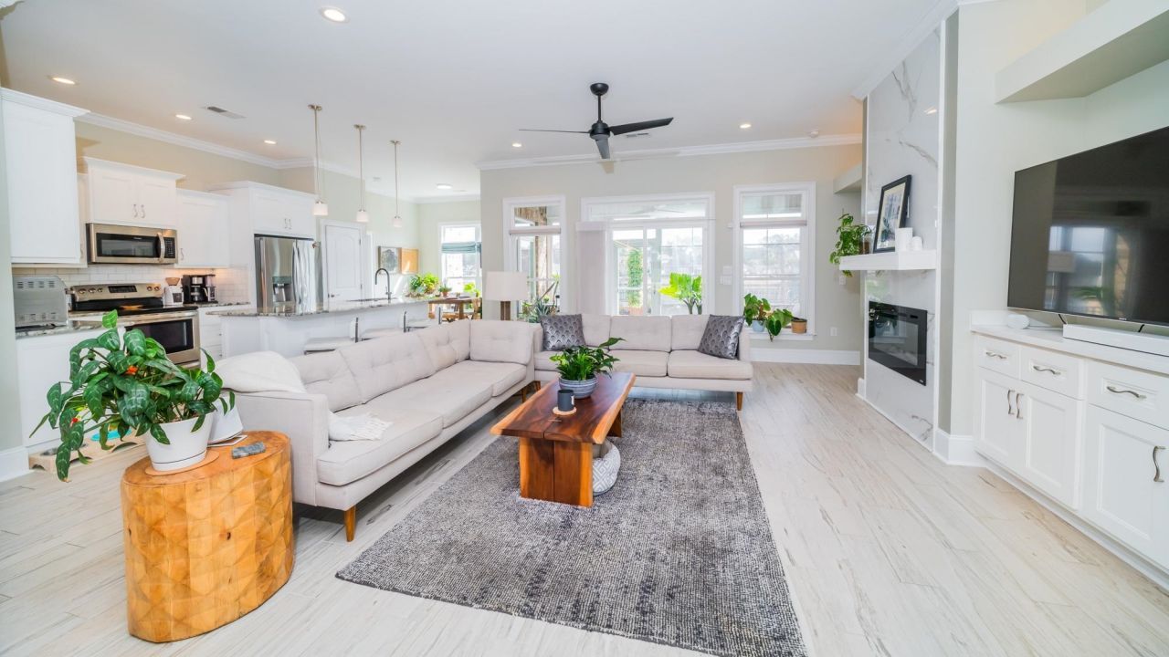 424 Waterfall Circle Photo 10