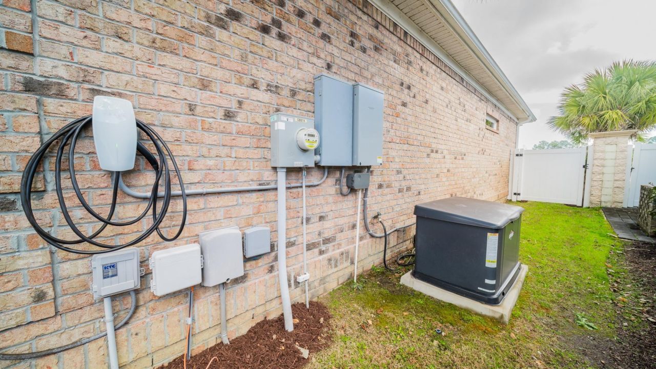 424 Waterfall Circle Photo 24