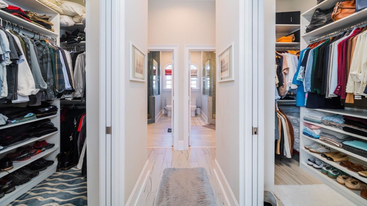 424 Waterfall Circle Photo 34