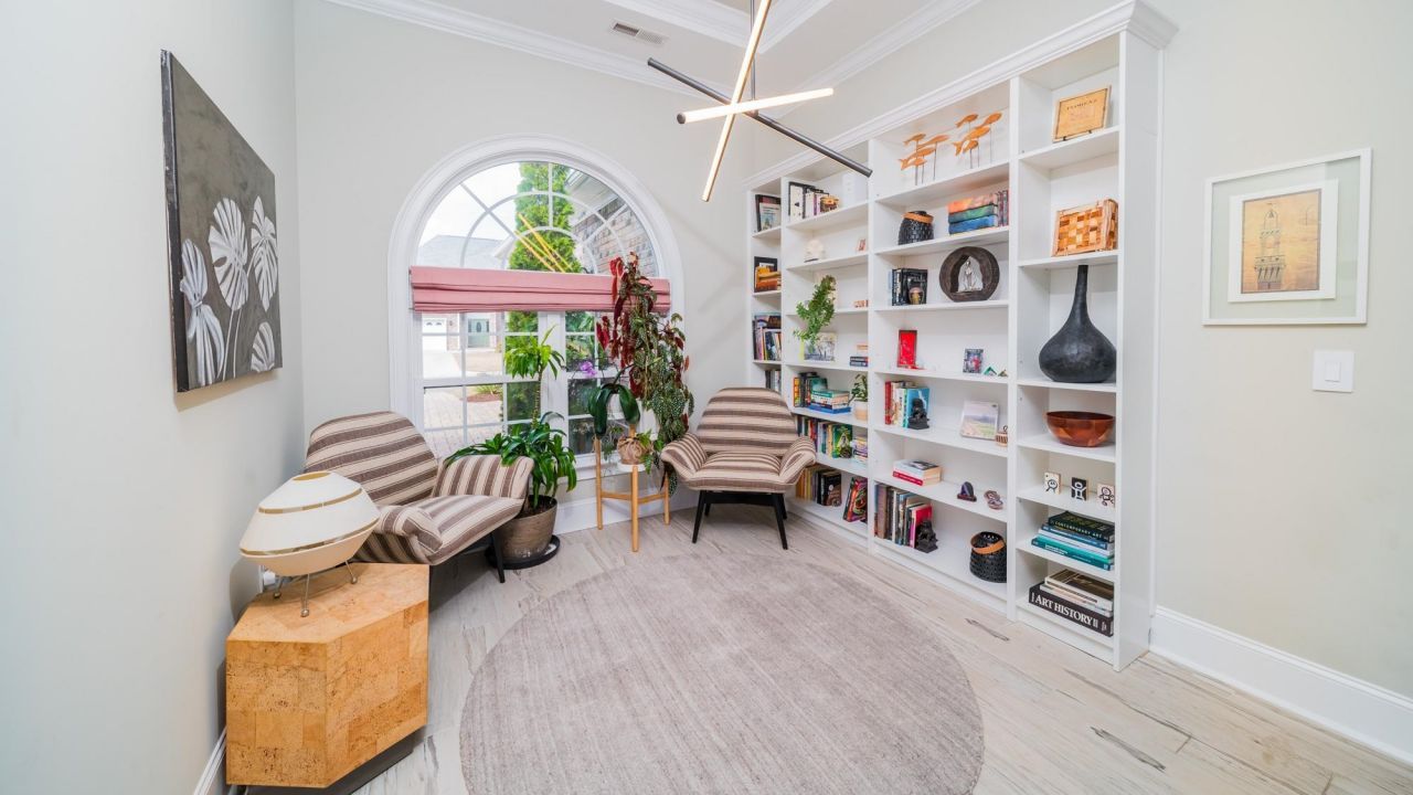 424 Waterfall Circle Photo 38