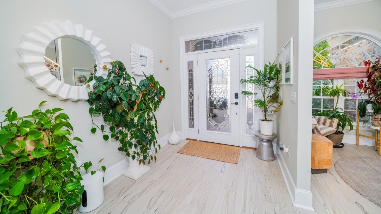 424 Waterfall Circle Photo 7