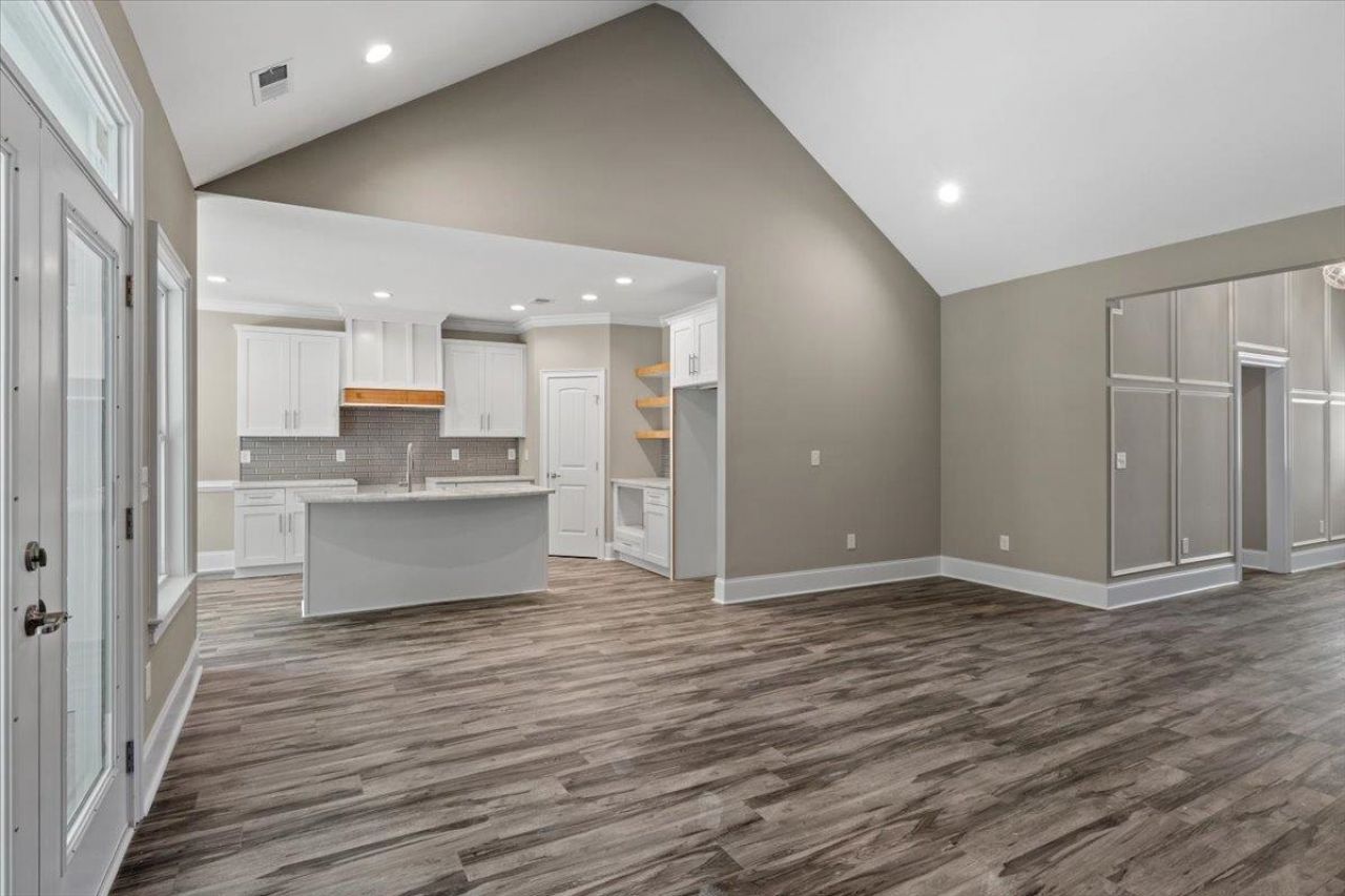 7138 Louisville Rd.  Photo 11