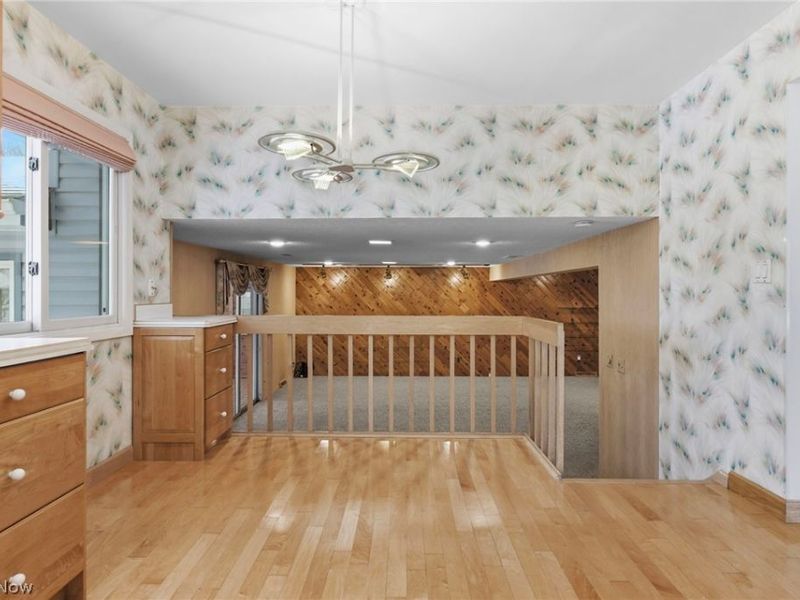 5953 Ashcroft Drive, Mayfield Heights, OH 44124 Photo 10