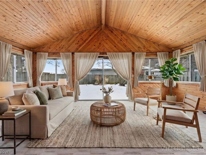 5953 Ashcroft Drive, Mayfield Heights, OH 44124 Photo 11