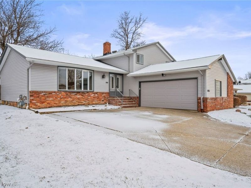 5953 Ashcroft Drive, Mayfield Heights, OH 44124 Photo 30