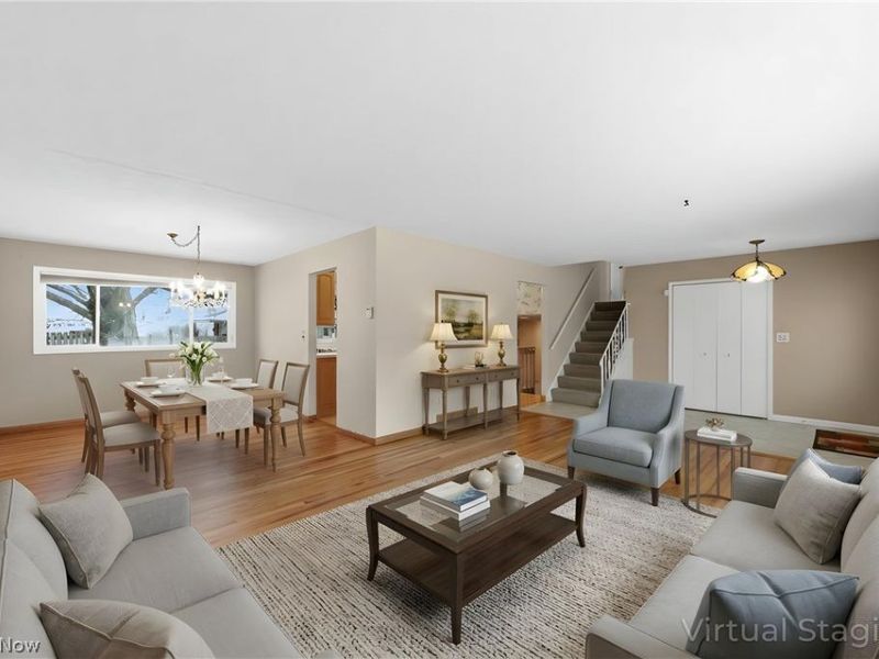 5953 Ashcroft Drive, Mayfield Heights, OH 44124 Photo 4