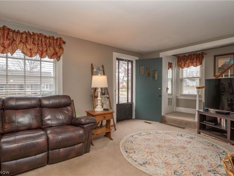 804 28th Street NE, Canton, OH 44714 Photo 3