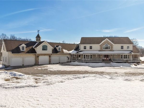 9419 Robinson Road, Chardon, OH 44024