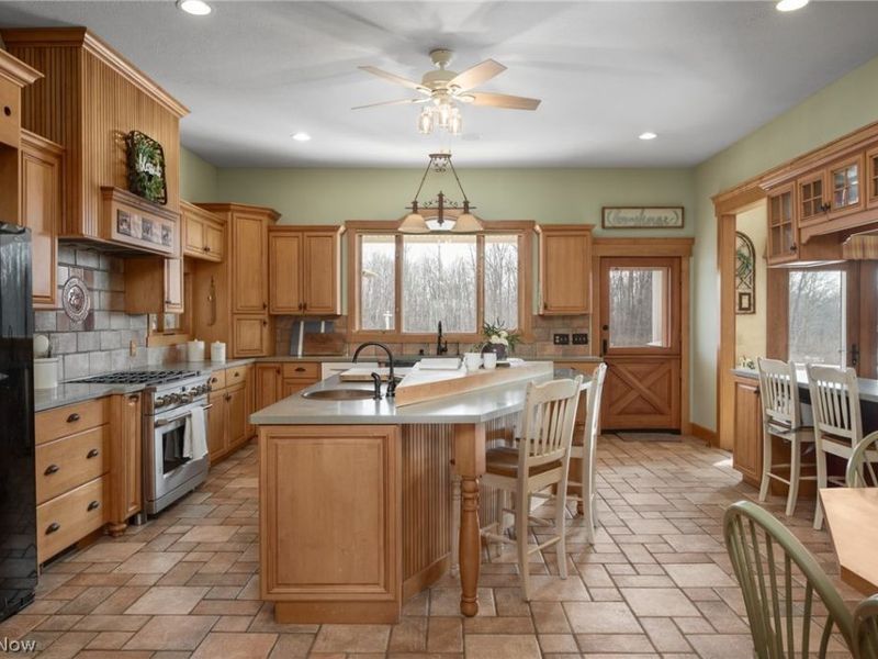 9419 Robinson Road, Chardon, OH 44024 Photo 17