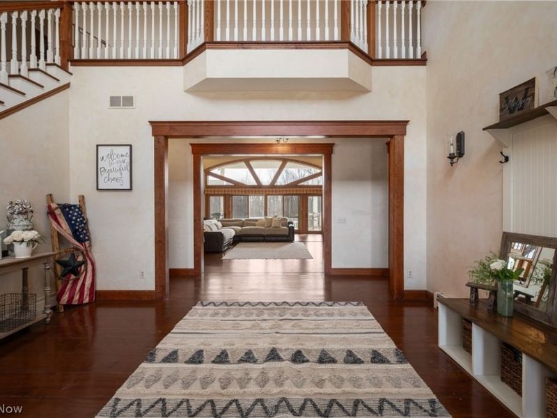 9419 Robinson Road, Chardon, OH 44024 Photo 2