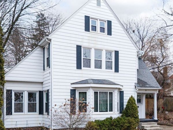 31 Medford Avenue , Akron, OH 44310