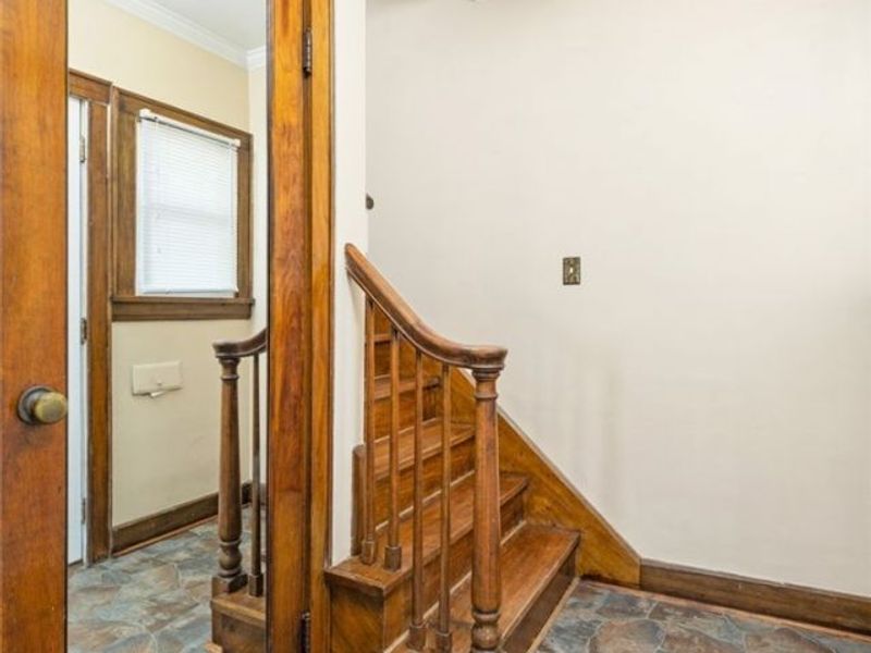 31 Medford Avenue, Akron, OH 44310 Photo 16