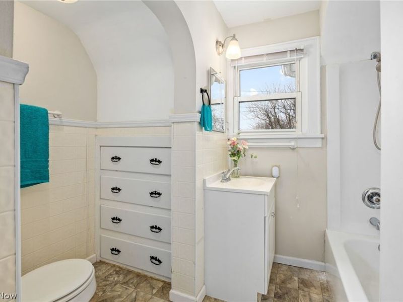 31 Medford Avenue, Akron, OH 44310 Photo 22