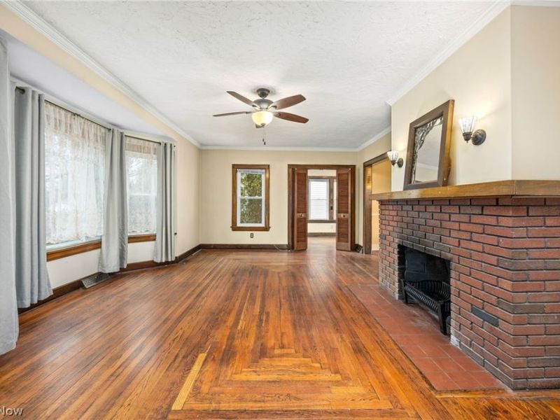 31 Medford Avenue, Akron, OH 44310 Photo 3