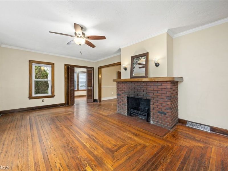 31 Medford Avenue, Akron, OH 44310 Photo 4