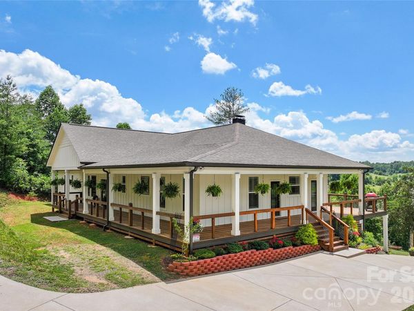 24 Chapel Hill Lane, Unit 40, Leicester, NC 28748