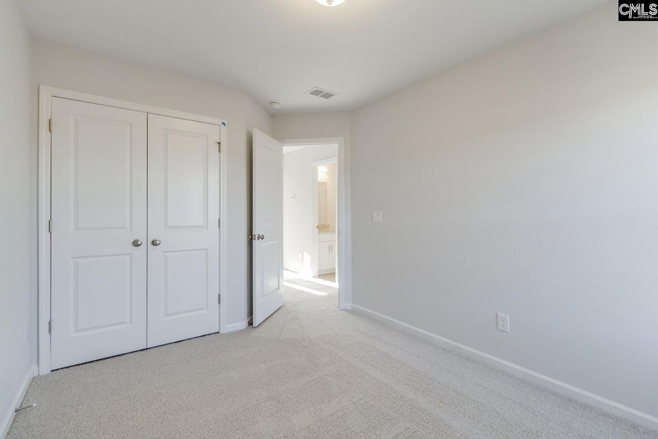 3049 Harboview Drive Photo 19