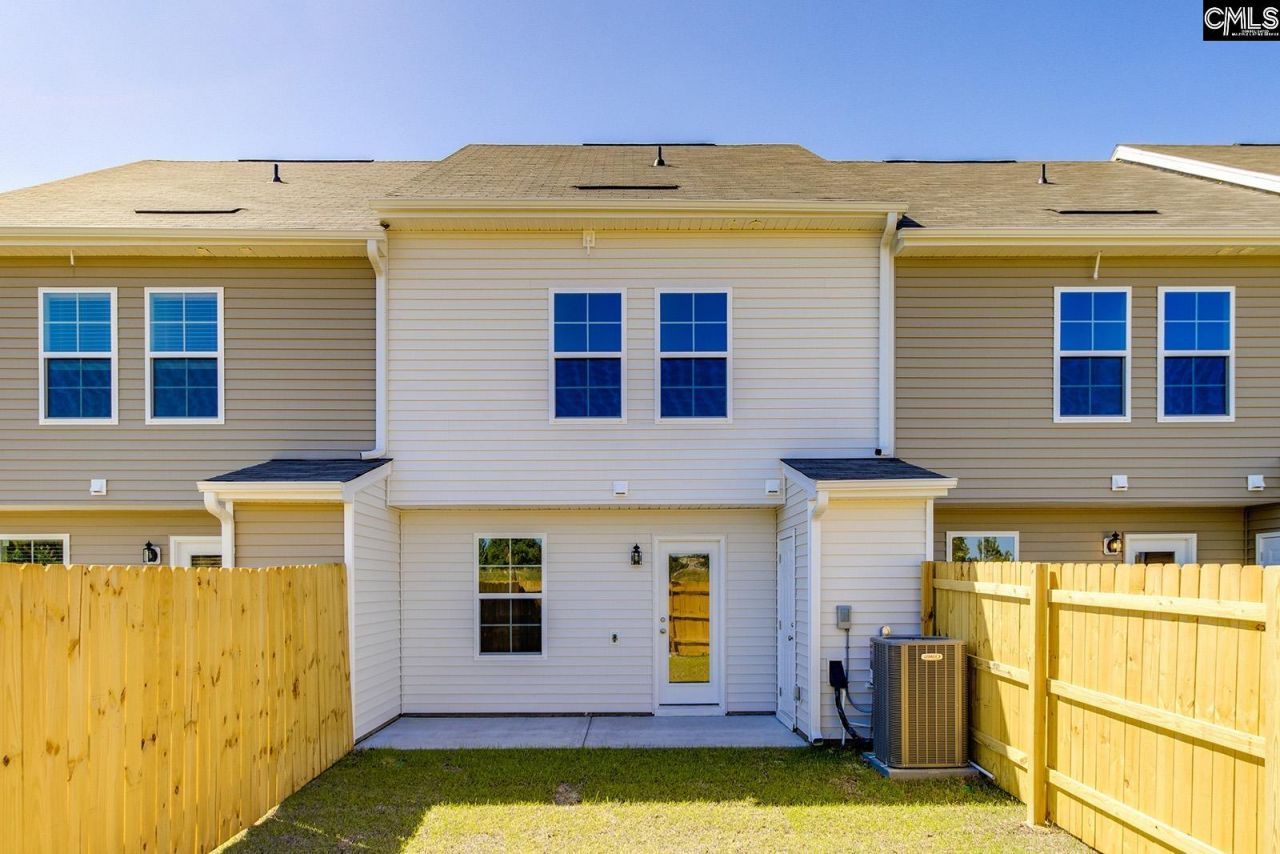 3049 Harboview Drive Photo 32