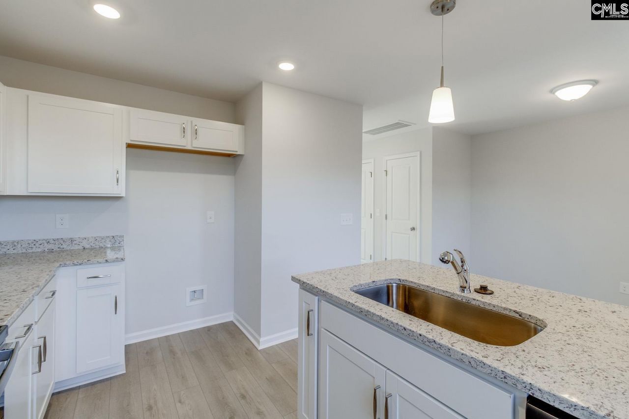 3049 Harboview Drive Photo 8