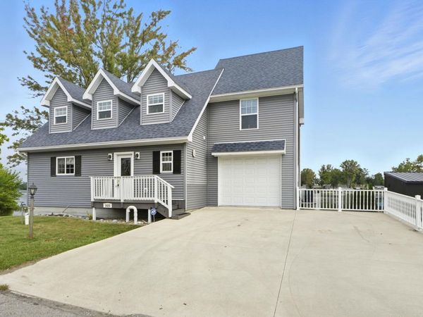 1425 E 700 Road, Wolcottville, IN 46795