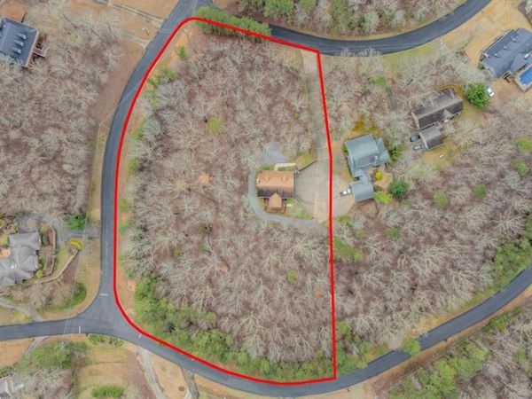 34 Red Oak Road, Oneonta, AL 35121