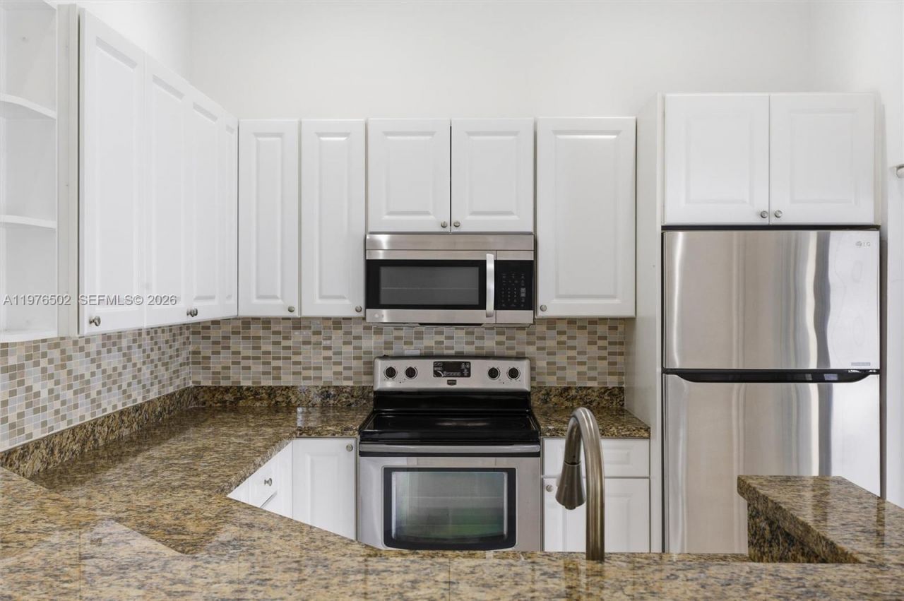 922 Falling Water Rd, Unit 922, Weston, FL 33326 Photo