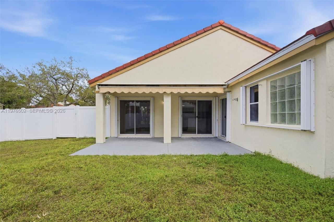 922 Falling Water Rd, Unit 922, Weston, FL 33326 Photo