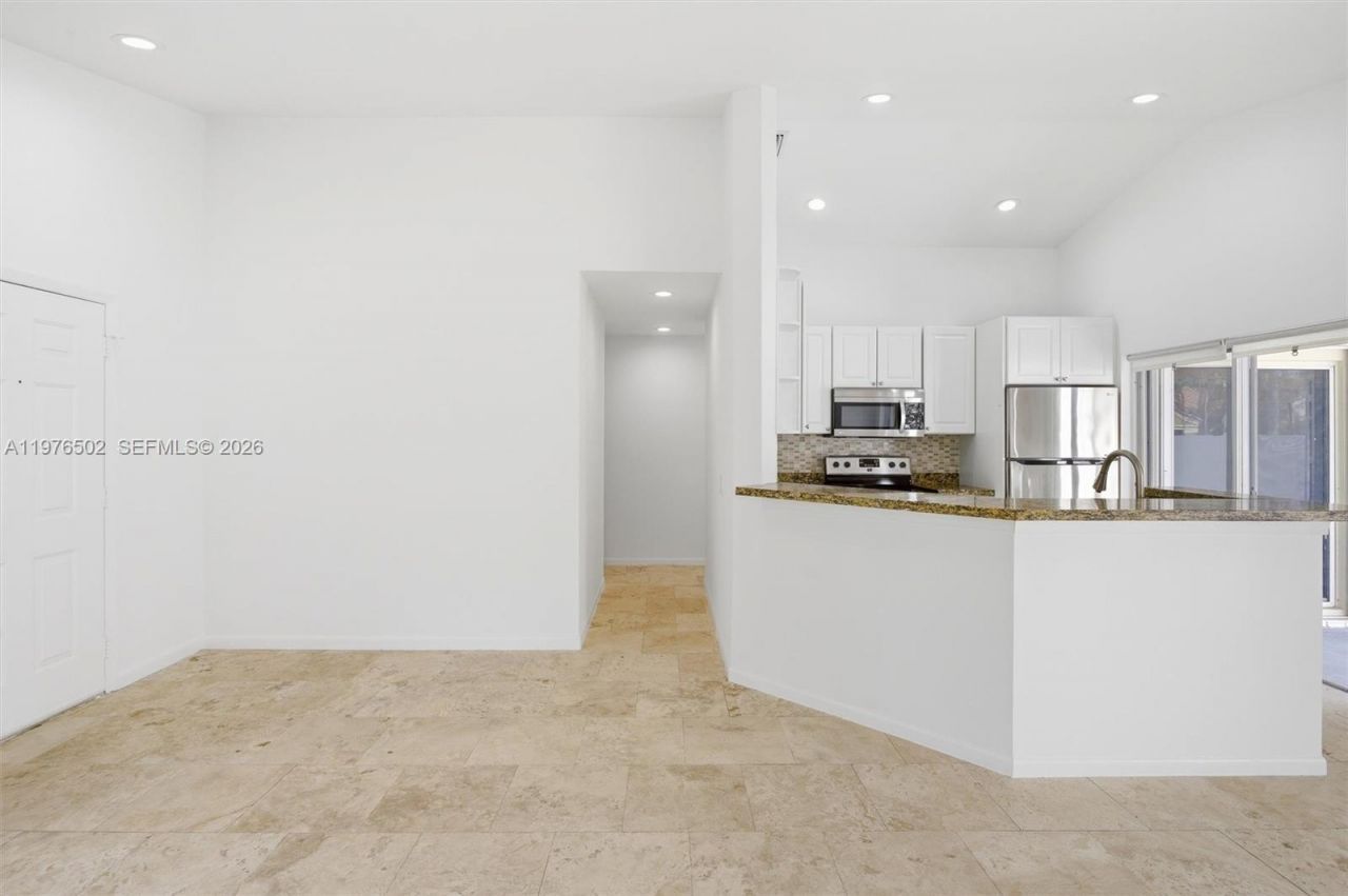 922 Falling Water Rd, Unit 922, Weston, FL 33326 Photo